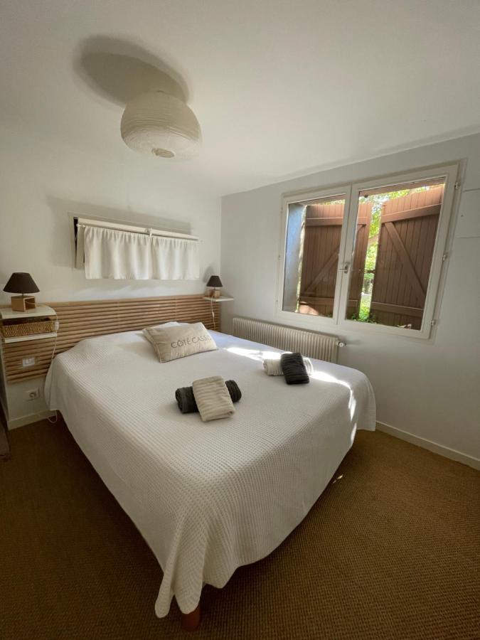 Large Private Garden, Quiet 2-Bedroom Apartment, Air Conditioning, Wifi, Parking Каси Экстерьер фото