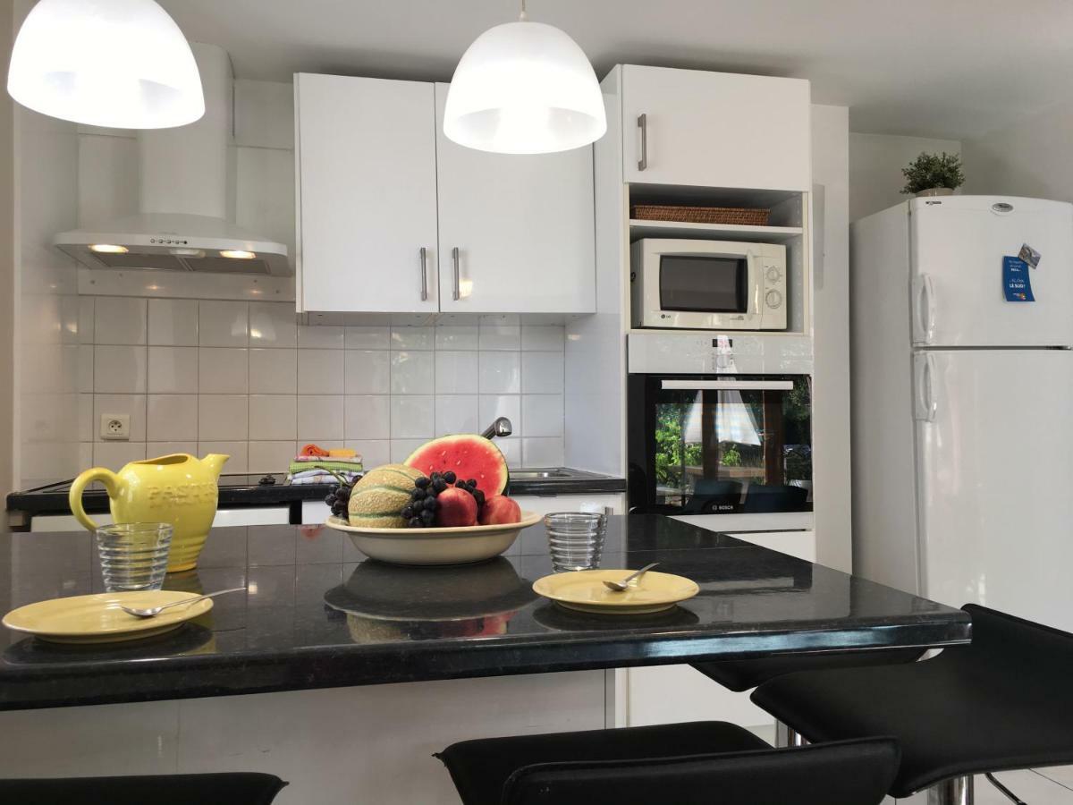 Large Private Garden, Quiet 2-Bedroom Apartment, Air Conditioning, Wifi, Parking Каси Экстерьер фото